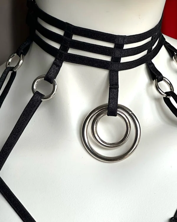 neckline accessory